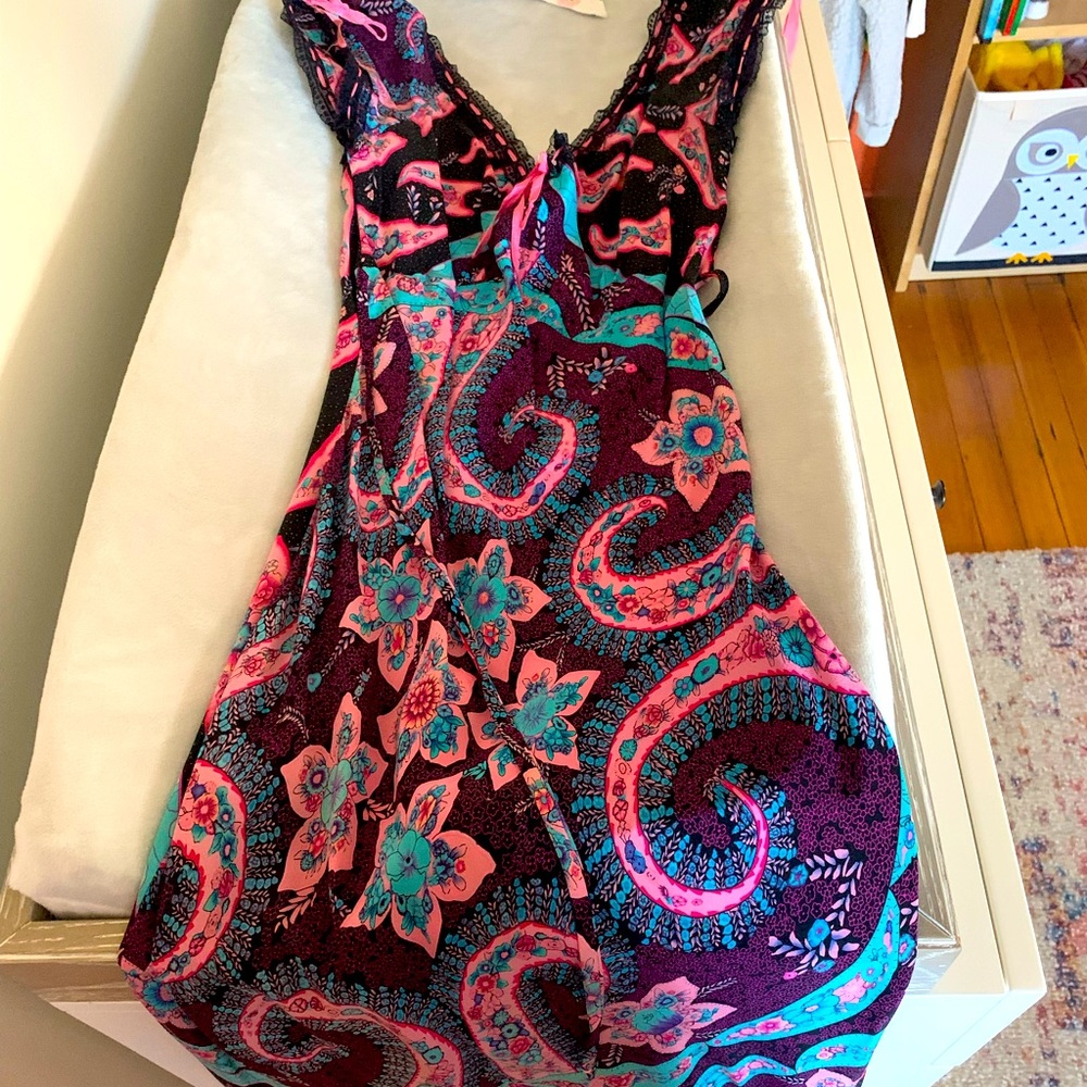Pure silk- like new vintage Betsey Dress